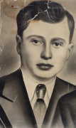 Тания Илико Михайлович (1920 г. - 1943 г.)